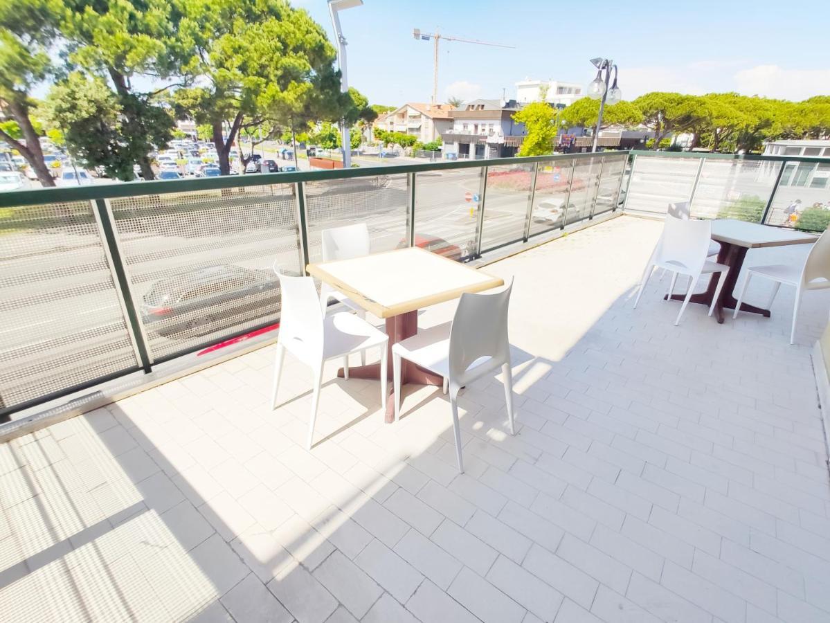 Quito - Dietro Piazza Mazzini - Immobil Relax Лидо-ди-Езоло Экстерьер фото